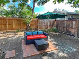The Eastsider near Frost Bank Center Alamodome Convention Center and more - San Antonio - 4