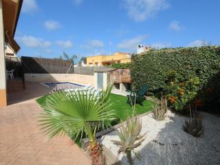 CASA CLAVEL I ideal para tus vacaciones cerca del mar, wifi gratuito, aire acondicionado opcional, piscina privada, se admiten mascotas, playa para perros - ES-184-67 - 9