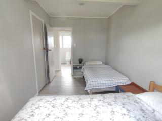 Wast Massey holiday home 3 bedroom - Auckland - 7