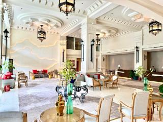 Vermillion Hotel - 9