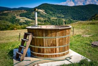 Transilvania Undiscovered - The Hobbit House - - 2