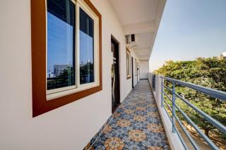 HOTEL O PVG COMFORT - Chik Bānavar - 7
