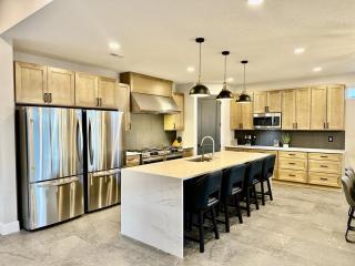 New Desert Vista Retreat 12 Bedroom all Suites - Moab - 6