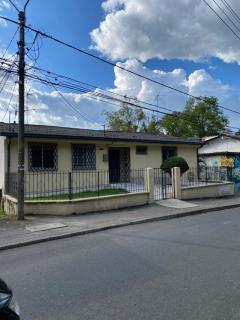Acogedora casa muy cerca al centro histórico de Popayán - Popayan - 0