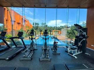 Luxury Penthouse, Private Pool, King Suites - 5