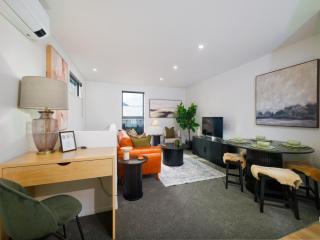 Ocean Whisper Retreat - Kaikoura Holiday Home - 5