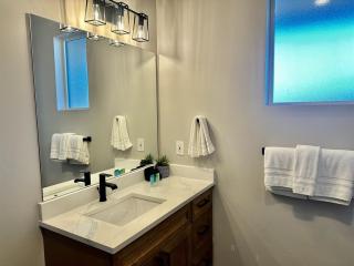 New Exclusive Retreats Desert Vista Heated Pool - 5