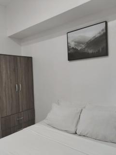 Room in Condo - Cozy Room with Balcony in Iloilo City Condo - Città di Iloilo - 3