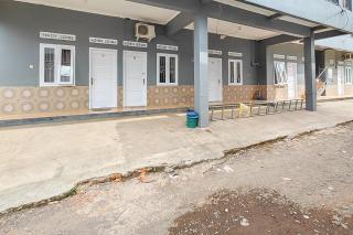 RedDoorz near RS Dr Hafiz Cianjur - 8