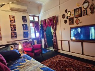 Romantic Harry Potter Themed Home - 6