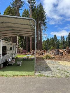 Cozy Camper - Glamping - No Chores - WiFi - Smith River - 6