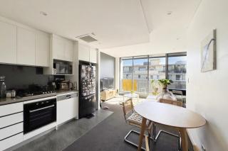 Modern 1BR at Ryde with Pool, Sauna & Gym - Sidney - 4