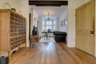 Charming Victorian 2-Bed - Sleeps 4 - Fast WiFi - 7