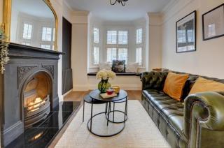 Charming Victorian House - Bedford - 9