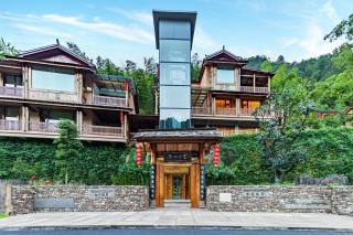 Sanctum Peaks - 6