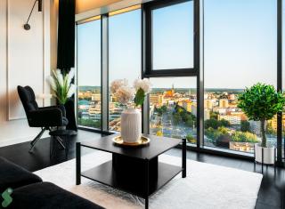 HANZA Black & White 17th floor SPA & Pool Free Parking by Stayly - 7