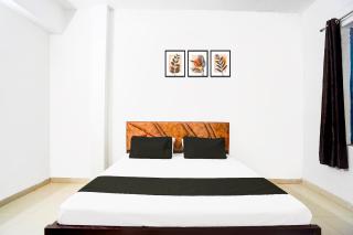 Hotel O Pari In Hotel - Ghaziabad - 2