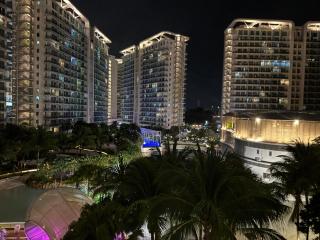 Modern Beach View Condo at Azure Urban Resort Residences - Vesta Property - Manila - 5