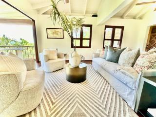 Waterfall Pool Villa with Private Mini Golf Course - Coral Bay - 2