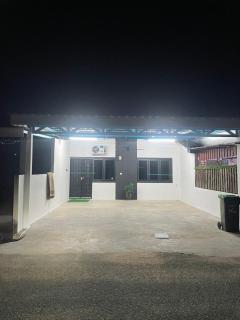 Aden's Stopover House - Kuala Nerang - 4