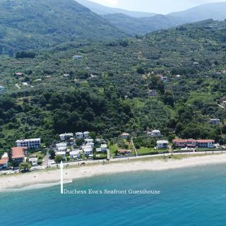 Duchess Eva's Seafront Guesthouse - Chorefto - 0
