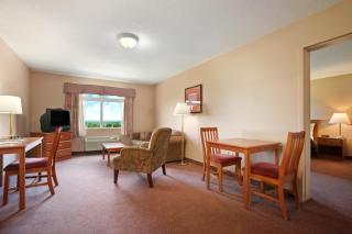 Days Inn by Wyndham Oromocto Conference Centre - Oromocto - 1