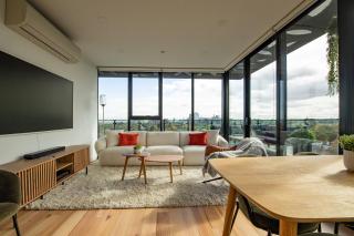 Private Apartment Stylish Penthouse Oasis Near Royal Park including Parking - Melbourne - 2