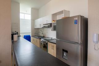 Spacious and Comfortable Apartment with Parking - 7