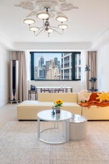 Sunny Abode-Bund view apartment 300m from Yu Garden Modern luxury 3-bedroom, 2-bathroom residence - Shanghai - 0
