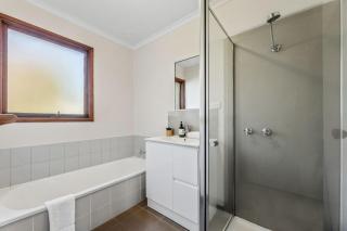 Tranquil Cul de Sac Family Retreat in Lilydale - Lilydale - 3