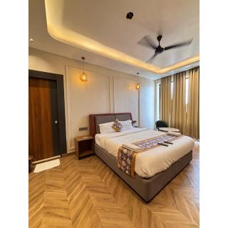 Hotel Royal Palm Inn - Faizābād - 4