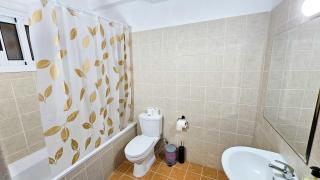 SKY Way City Apartment, 150m from Chabad Lubavitch - Larnaca - 1