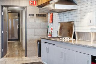 HUGE 3bed 3Bath Skyhigh view - Brisbane - 2
