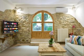 Victoria Garden Lifestyle - 9