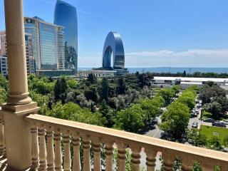 Seaside View Apartment in Baku - 7