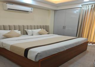 Akshay premium suites1 BHK Serviced Apartments Near Artemis Hospital Sector 52 - Gurgaon - 4