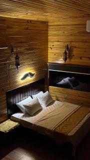 Dew Hut - - 5
