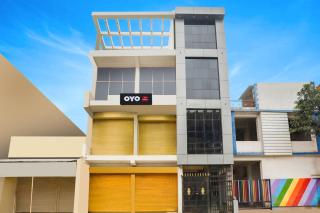 Super Hotel O Paradise Inn - 9