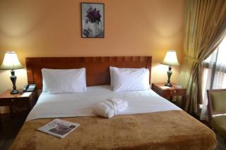 Belvilla Top Stars Hotel Near Gold Souk - Abu Dhabi - 4