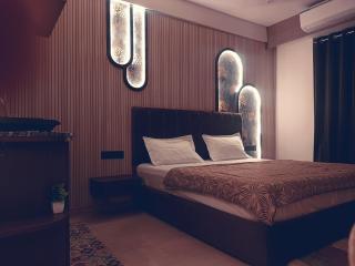 CozyCity Retreat 2 Studio Apartment with Kitchen Perfect for longer stays - Lucknow - 0