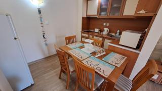 Aquaria Holiday Apartments - Sunny Beach - 8