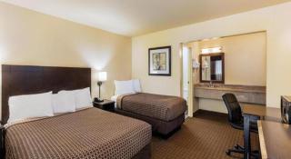 Lemon Heights Inn - Tustin - 9