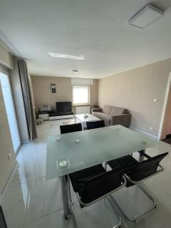 2 Zimmer Holiday Apartment in Karben mit Privatparkplatz-self Check in-15min bis Frankfurt-25min bis Flughafen - Karben - 2