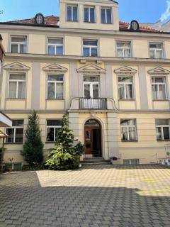 Private Room With Free Parking Next to Railway Station - Praga - 8