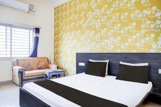 Hotel O M N Palace - Jabalpur - 1
