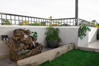Stylish & Secure 2BR with free Parking & Wi-Fi Included - 2