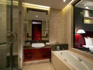 Xi'an Airport Hotel - 2