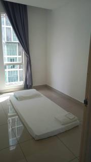 He and Me Homestay - Seri Kembangan - 2