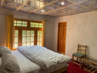 Brookfall resort khaplu - 4