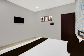 Hotel O THE CROWN GUEST HOUSE - Ghaziabad - 7